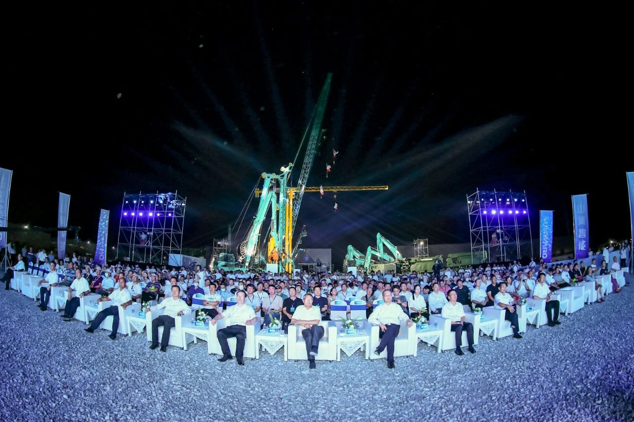 四大成套裝備聯袂登場！山河智能創新成果展示會交出“亮眼答卷”