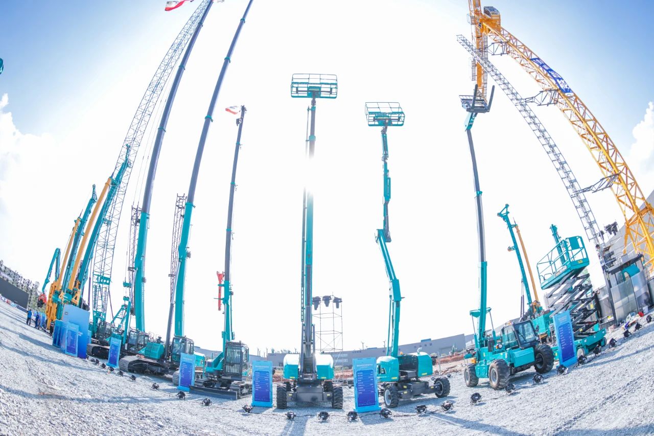 四大成套裝備聯袂登場！山河智能創新成果展示會交出“亮眼答卷”