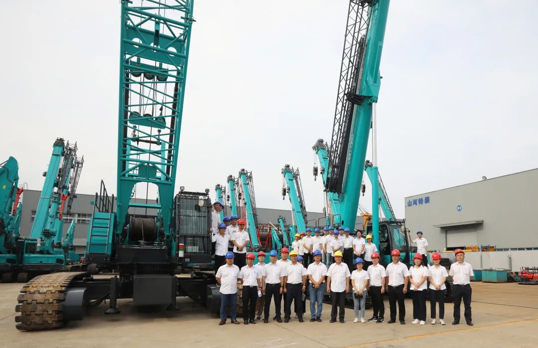 “重”磅出擊！山河智能起重機械組團“登場”