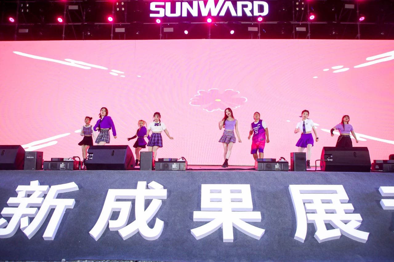 逛展超熱鬧！山河智能成果展示會高能名場面來襲