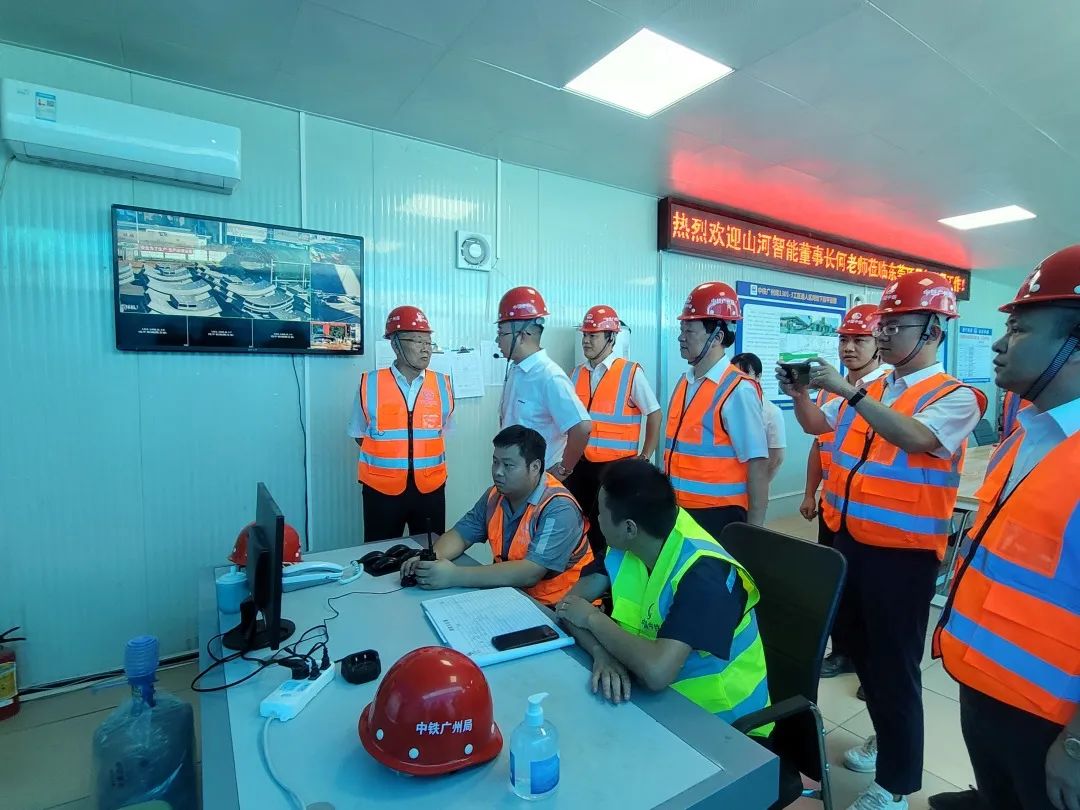 何清華調研中鐵山河東莞項目：發揮“裝備+工法+施工”優勢，不斷做大做強