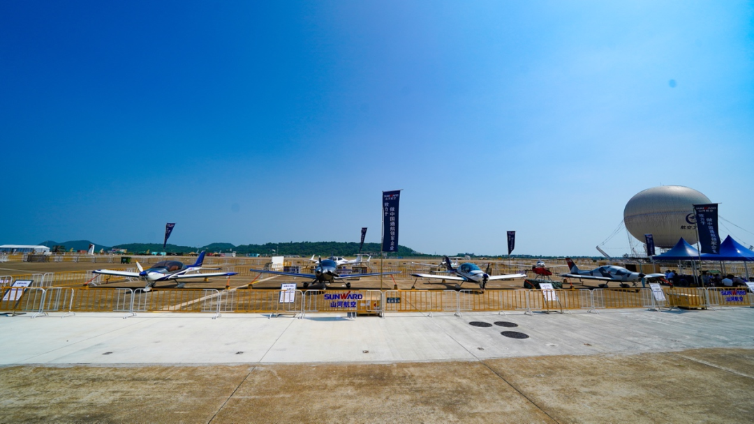 新機、飛行表演…2021中國航展山河航空秀給你看