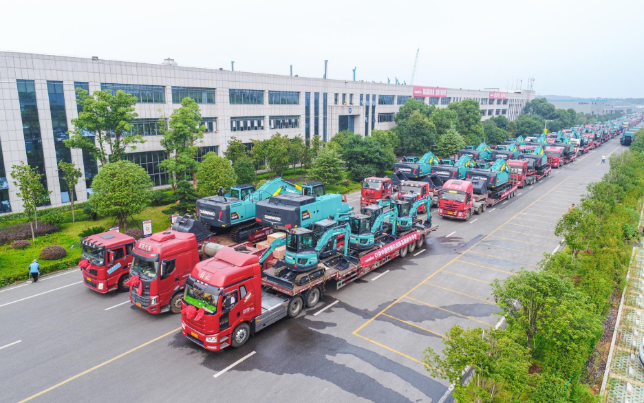 里程碑！山河智能出口歐洲第20000臺暨大型挖掘機批量交付儀式成功舉行