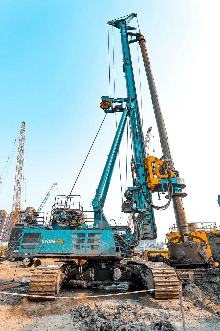 大國重器！山河智能超級裝備助力北京城市副中心綜合交通樞紐站建設