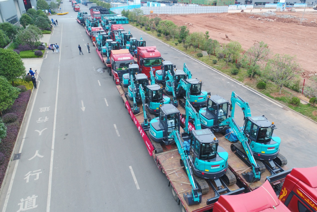 助力祖國西南地區建設！山河智能國內首批SWE60UF無尾挖掘機批量交付