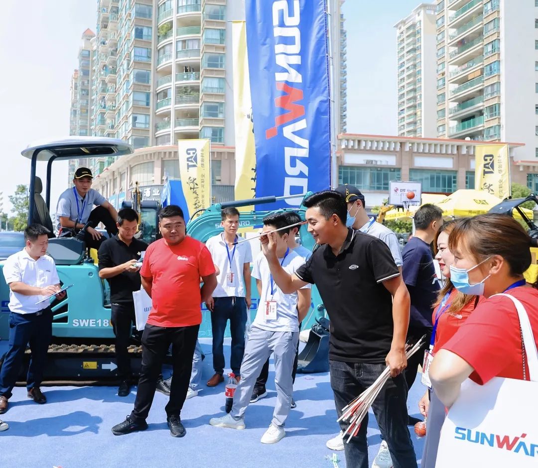 共享微挖新視界！山河智能微挖三大王牌產品齊聚2021全球微挖大會