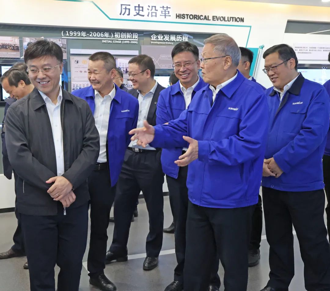 廣州工控總經理景廣軍調研山河智能