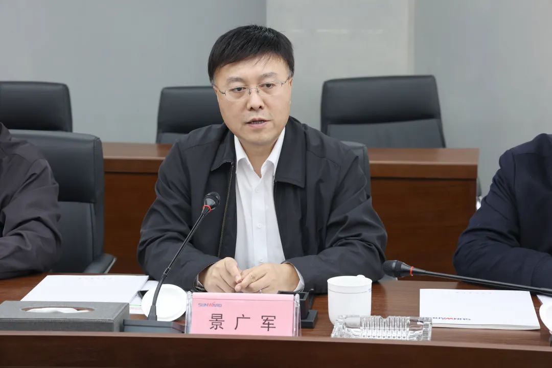 廣州工控總經理景廣軍調研山河智能