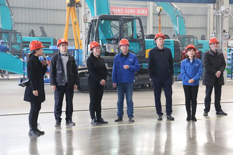 中國上市公司協會黨委委員、副秘書長劉翠蘭一行調研山河智能