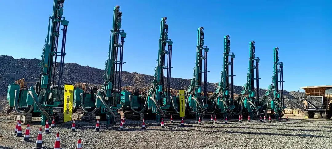 疫情當下，逆行非洲——山河智能鑿巖設備團隊海外服務紀實