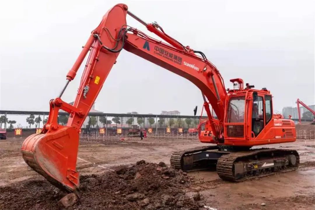 表現亮眼引關注!山河智能5G遠程遙控挖掘機現身湖北省自然災害工程應急救援基地