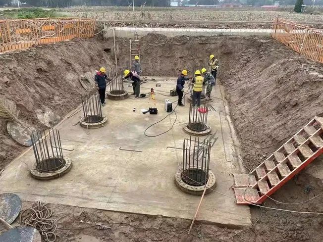 創下紀錄！山河智能引孔式靜力壓樁機首次應用于高鐵項目