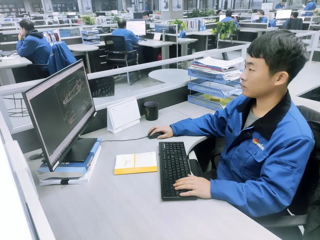 你好 2022！再見 2021！我與山河智能共成長