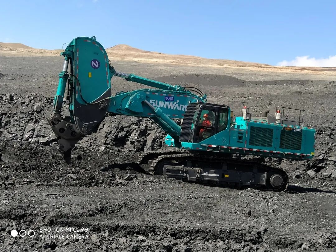 你好 2022！再見 2021！我與山河智能共成長