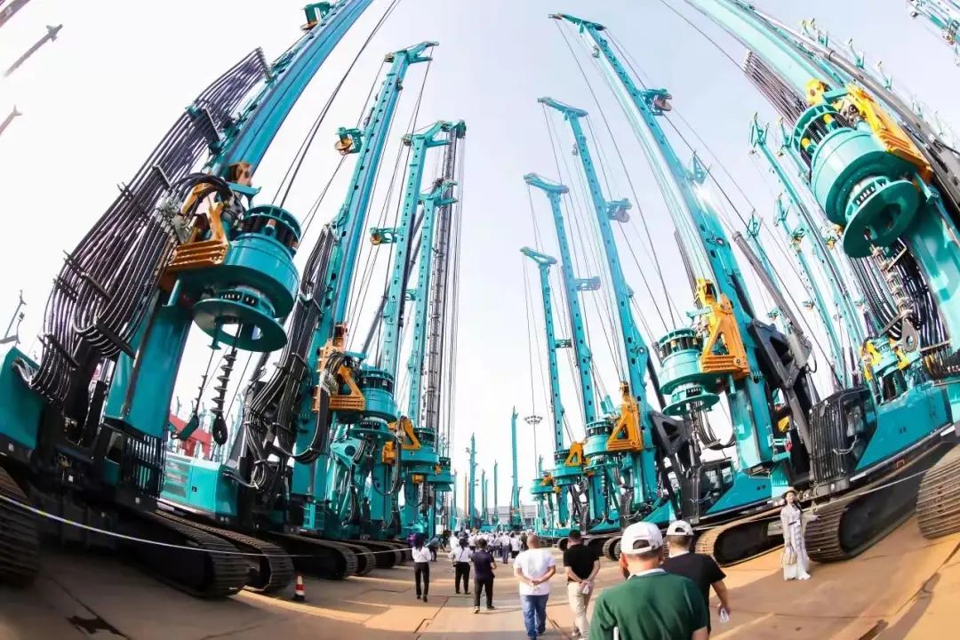 鉆孔直徑7米、鉆孔深度170米！世界最大旋挖鉆機成功下線