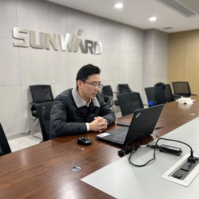 一金一銅二優秀！山河智能斬獲“華辰杯”多個大獎