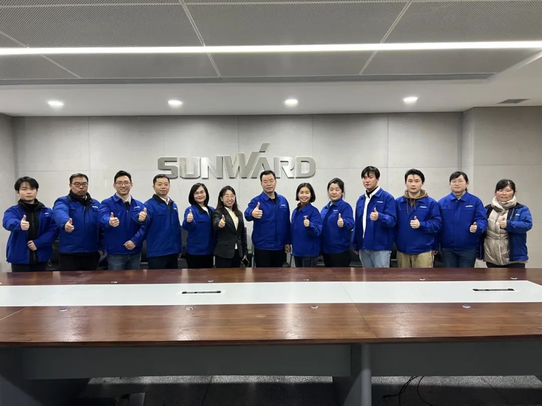 一金一銅二優秀！山河智能斬獲“華辰杯”多個大獎