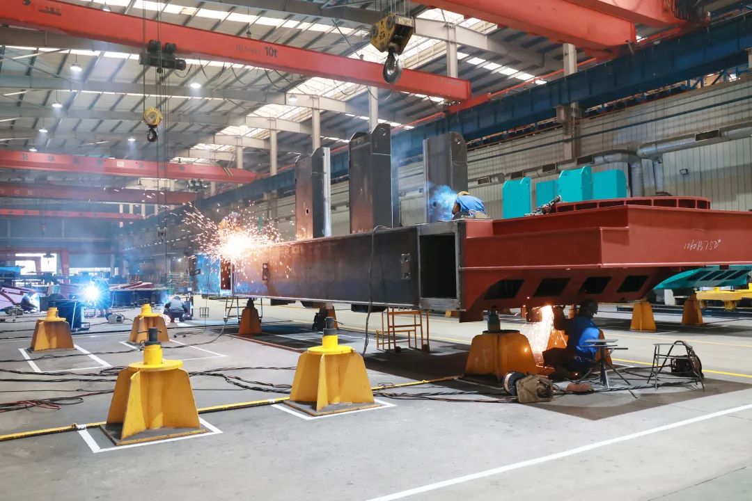 向著沖刺目標全力以赴！山河智能正式開工