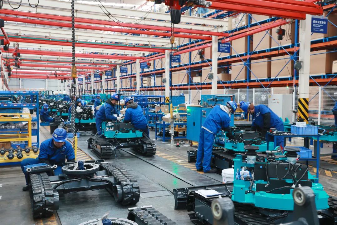 向著沖刺目標全力以赴！山河智能正式開工