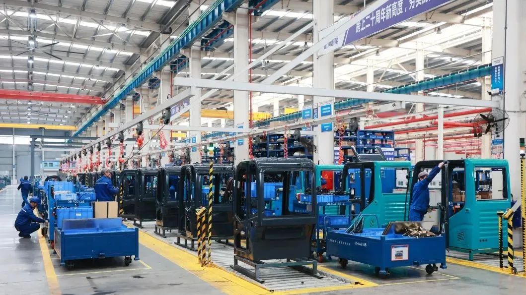 向著沖刺目標全力以赴！山河智能正式開工