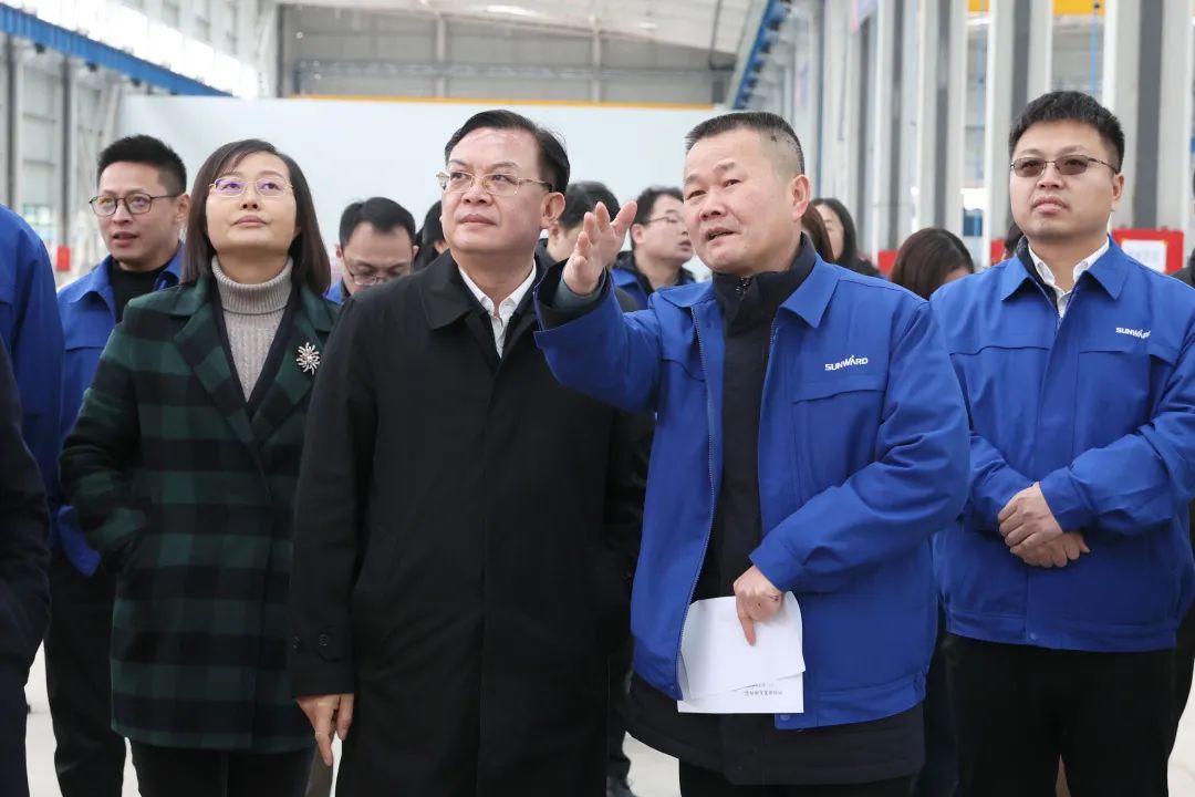 沈裕謀調研山河智能