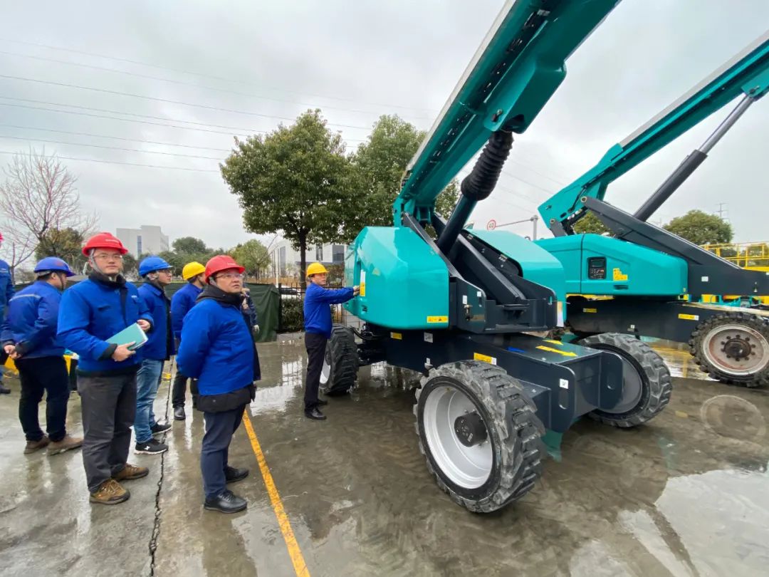 勇闖藍海！山河智能兩款臂式高空作業平臺正式“出道”