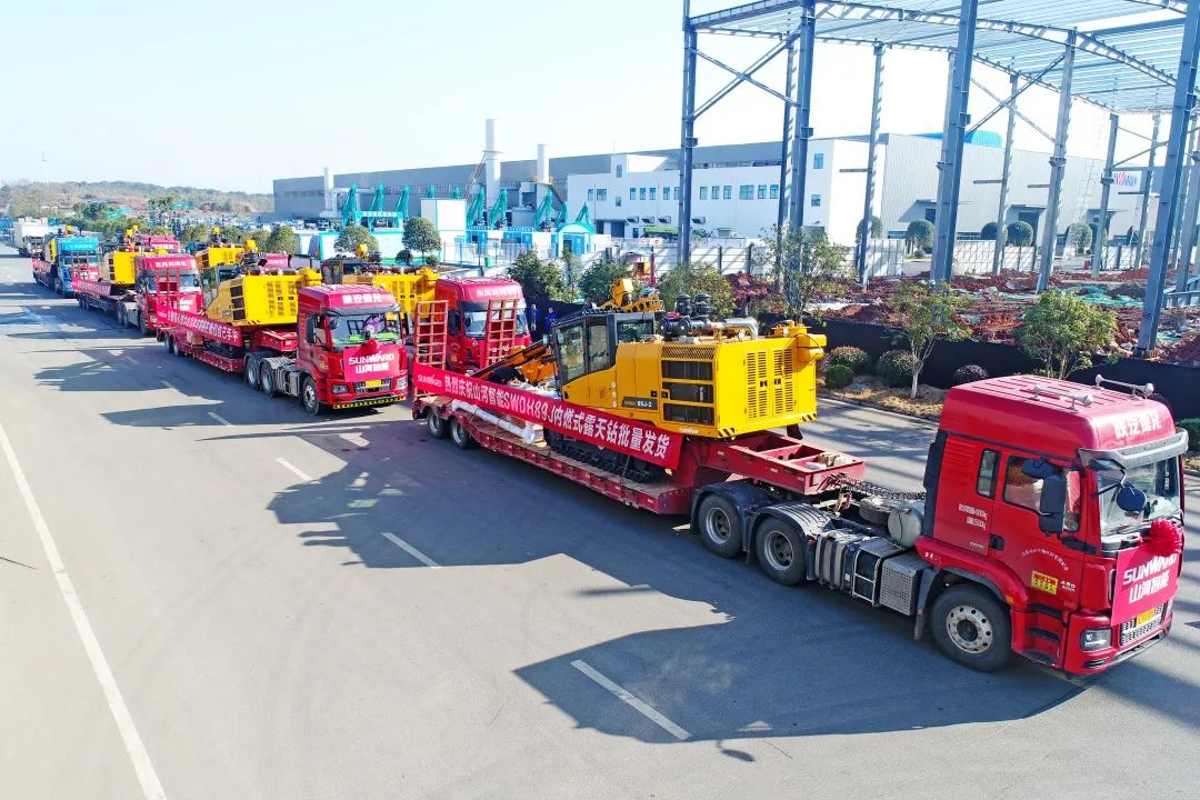 又一款差異化定制產品獲認可！山河智能SWDH89J內燃式露天鉆批量發貨