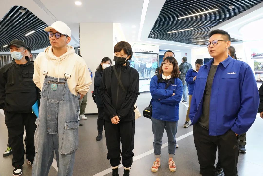 硬實力+軟名片！山河智能協拍電視劇《重中之重》開機