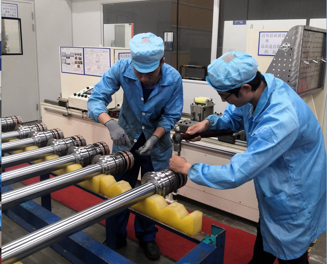 山河工匠 | “浪波”不言苦，甘為“人梯”承大重