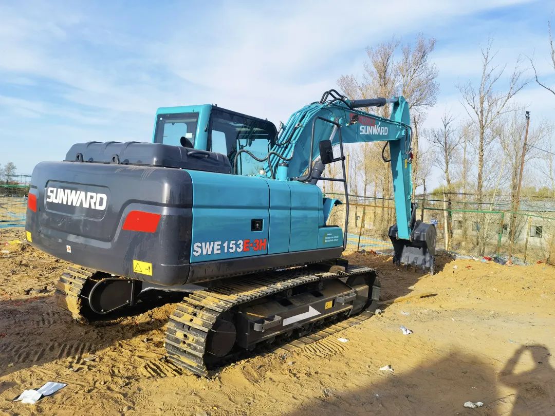 沖、沖、沖！帶您感受山河智能挖掘機火熱交機時刻