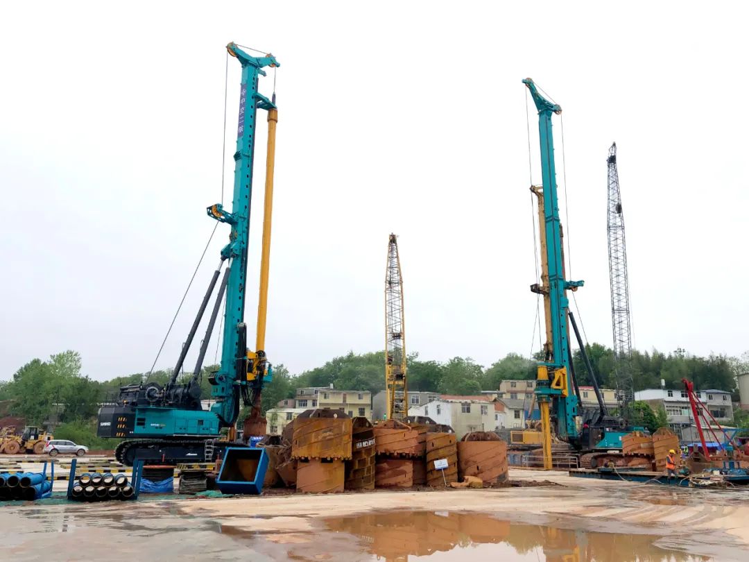 再啃“硬骨頭”！山河智能“超級樁備”助建燕磯長江大橋