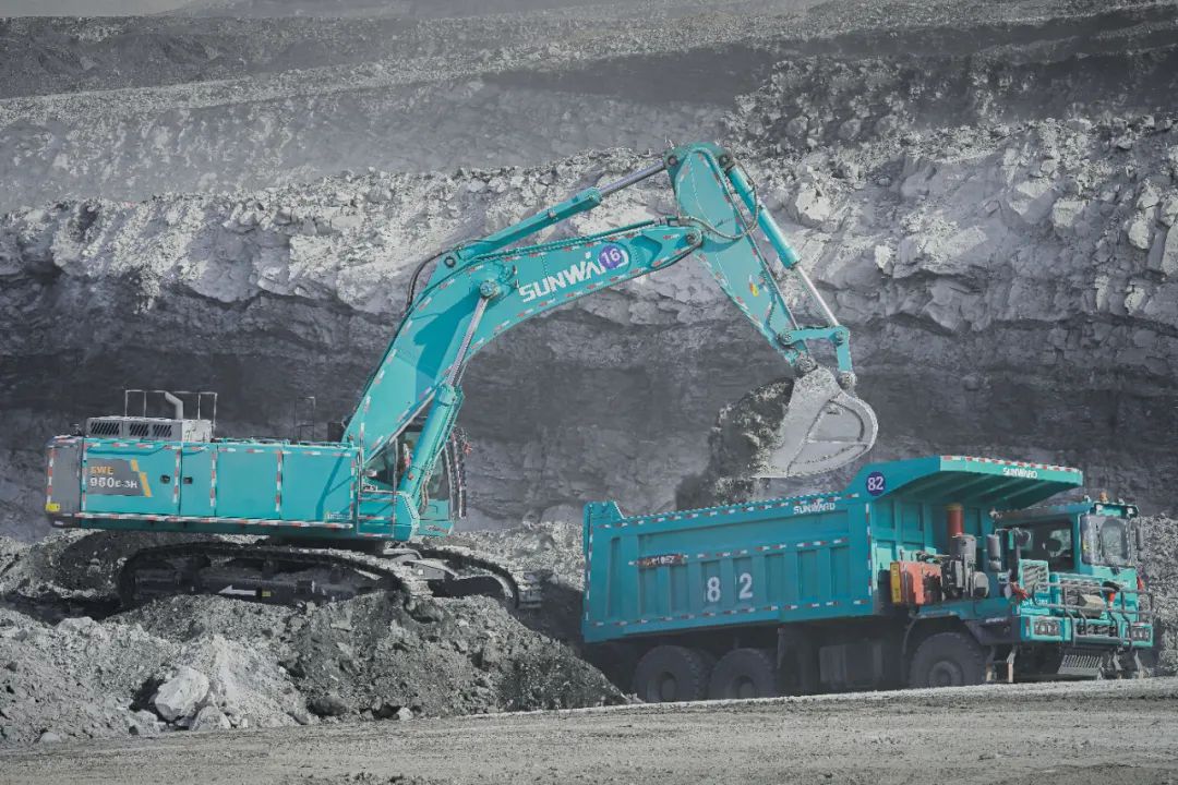 圖集 | “山河綠”滿礦山！山河智能礦山成套裝備實力“亮劍”