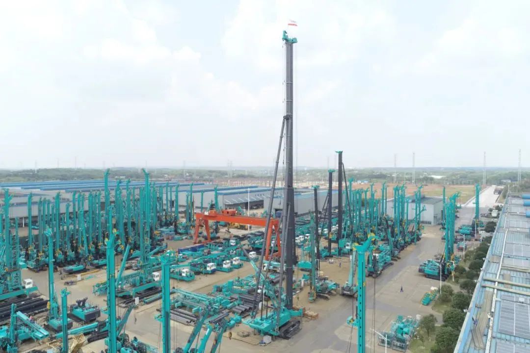 再獲首單！山河智能成為湖南自貿試驗區首單“融資租賃+工程機械設備出口”試點業務落地單位