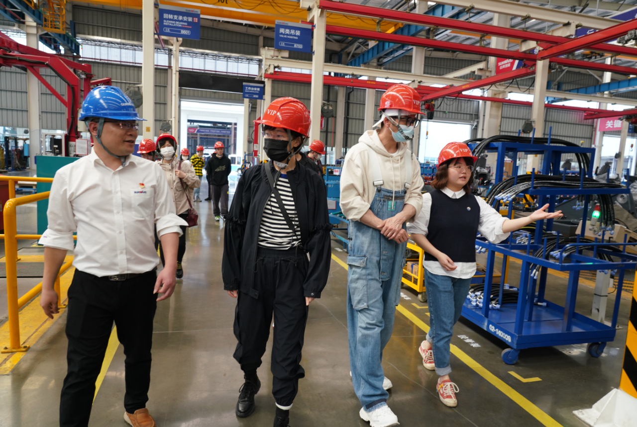 圖集 | 坐等開播！山河智能協拍電視劇《重中之重》殺青