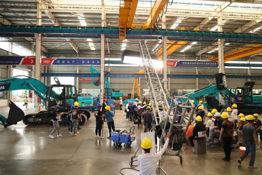 圖集 | 坐等開播！山河智能協拍電視劇《重中之重》殺青