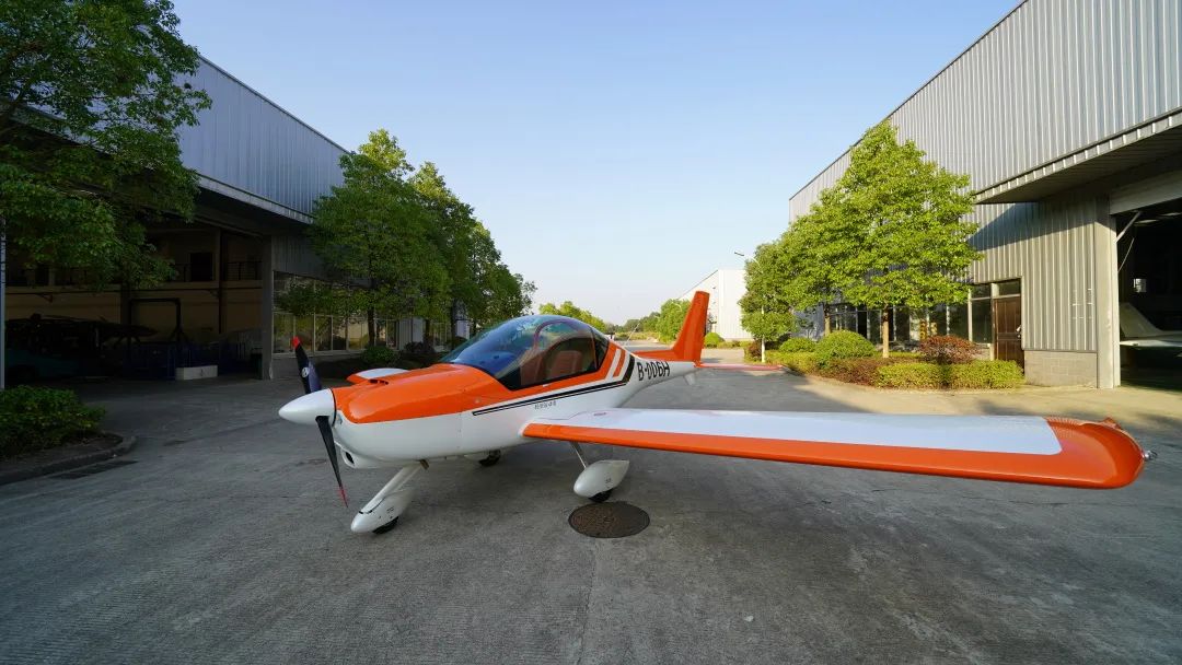 圖集 | 阿若拉穿“鯊”衣，還有更多套裝為天空添彩！