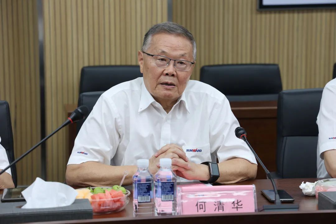 紫金礦業集團黨委書記、董事長陳景河蒞臨山河智能考察交流