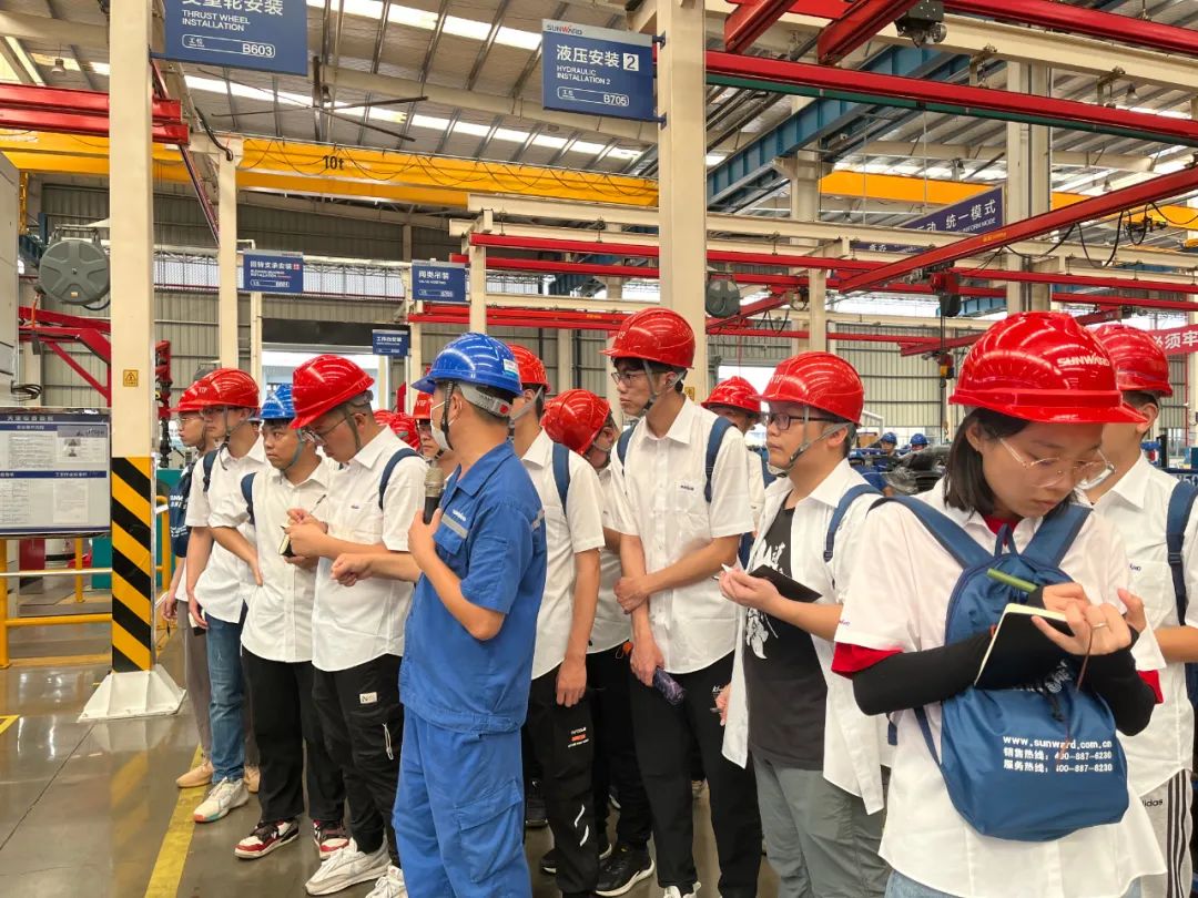 校招 | 盛夏七月，這群“向著太陽奔跑”的少年來山河智能啦！