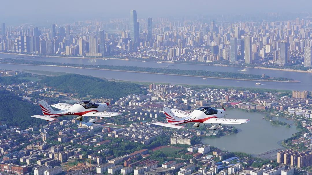 湖南省委常委、常務副省長李殿勛一行考察調研山河科技