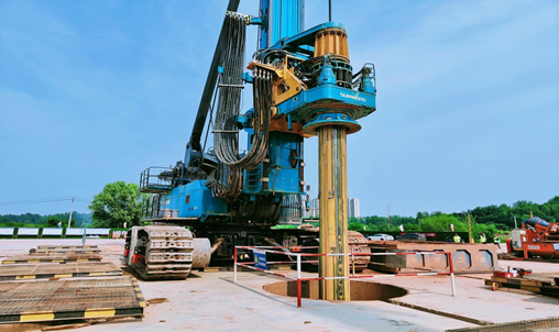 超級“樁”備實力亮劍！山河智能攜手武漢樂成建設攻克燕磯長江大橋復雜地層施工難題