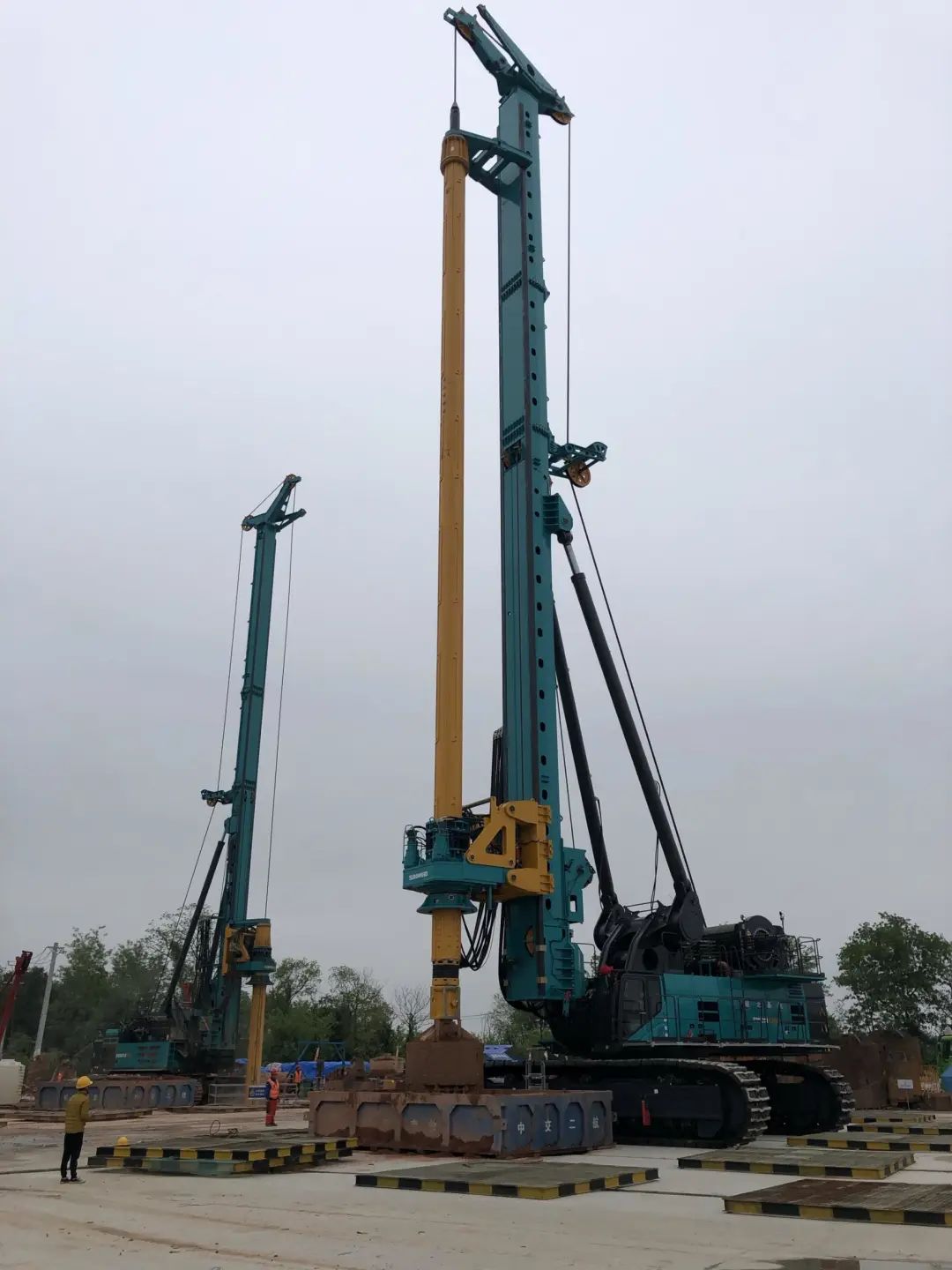超級“樁”備實力亮劍！山河智能攜手武漢樂成建設攻克燕磯長江大橋復雜地層施工難題