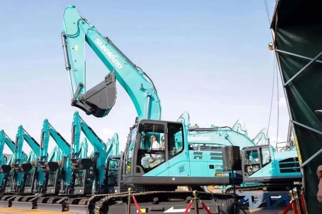 央廣經濟之聲《追夢路上》｜何清華：不抄作業 堅持“先導式創新”