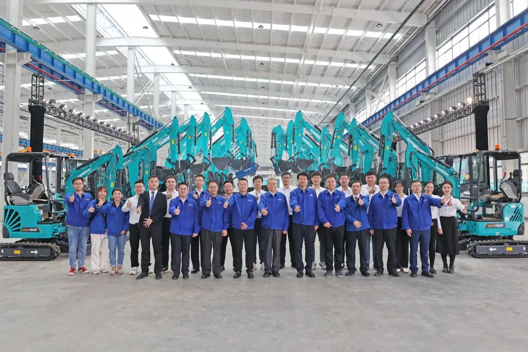 助力“雙碳”目標！山河智能集中發布F系列國四挖掘機