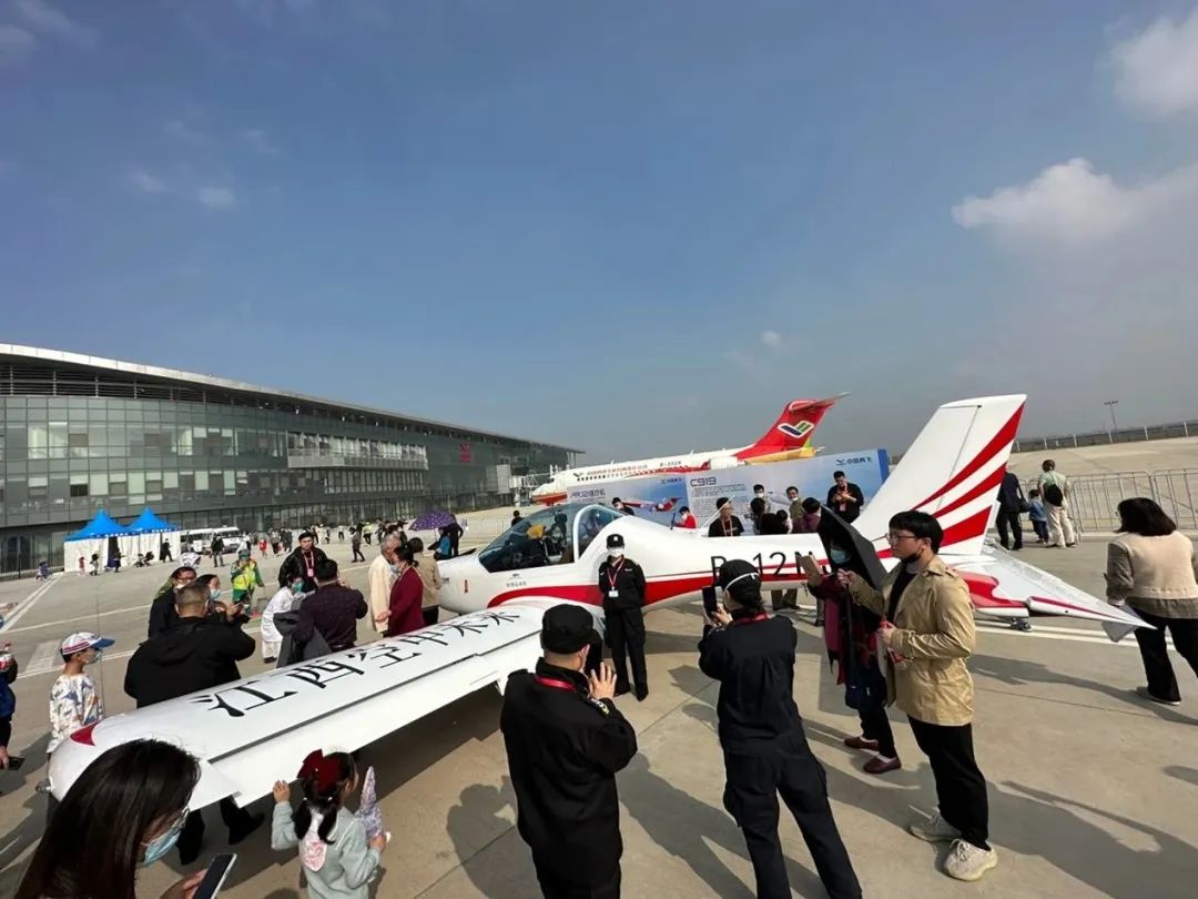 逆勢飛翔！山河航空攜手合作伙伴亮相2022南昌飛行大會