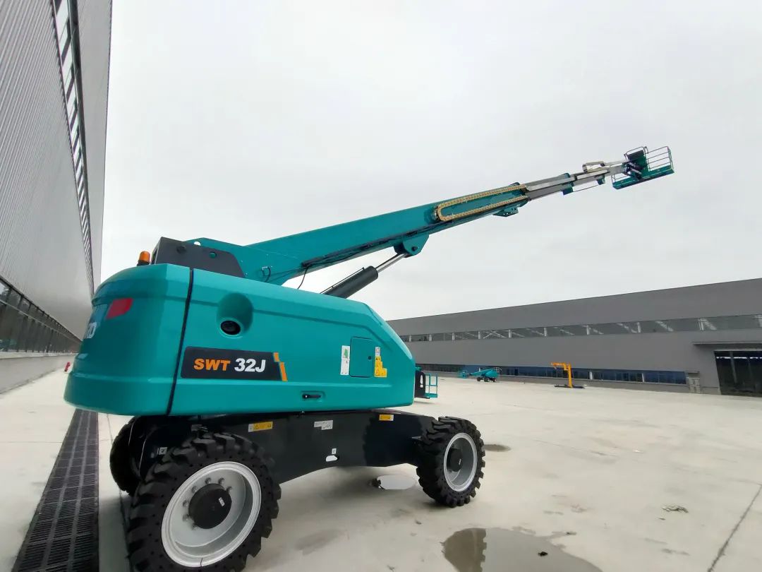 無需擴橋！山河智能國四款32米直臂式高空作業平臺成功下線