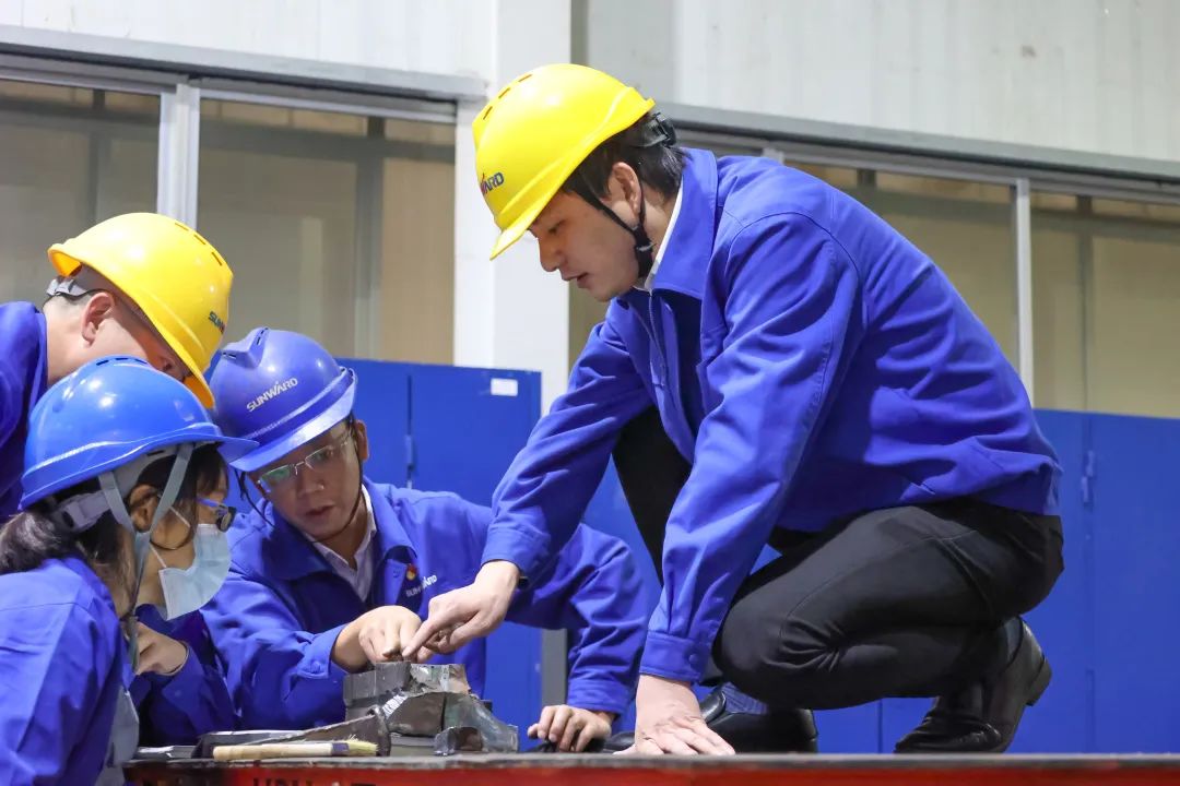 人民日報 | 山河智能青年工程師范崢嶸：抓住自主創新生命線