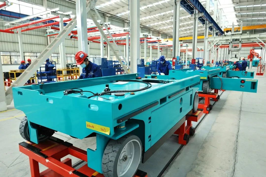 莫道君行早，更有早行人！山河智能癸卯兔年開工大吉