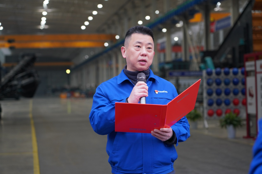 “持證上崗，成為破碎篩分設備的好管家！”