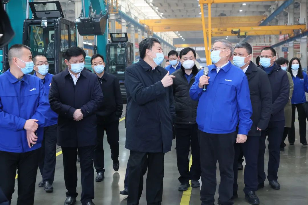 省政協主席毛萬春調研山河智能