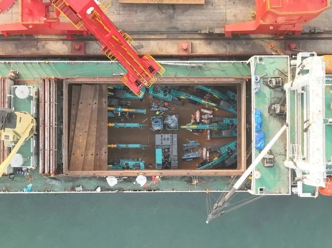 億元設備“包船”出海！山河智能國際市場迎來開門紅